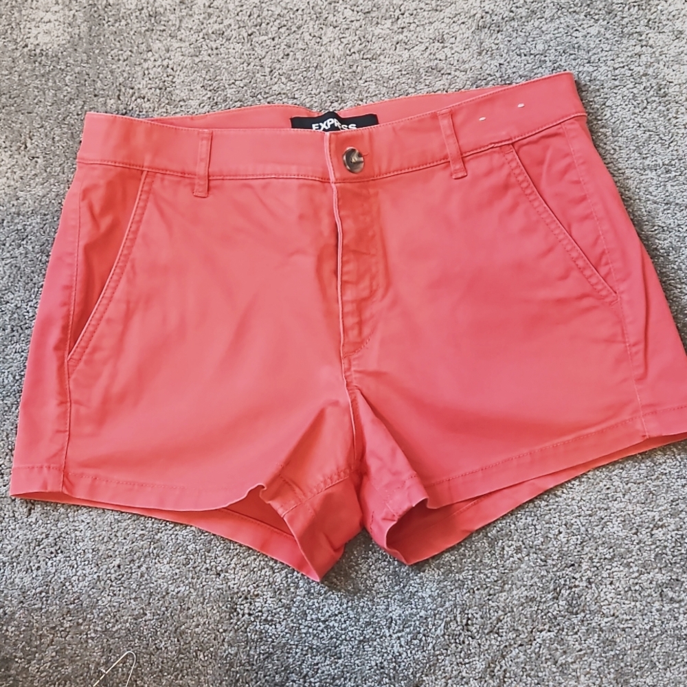 NWOT Express shorts